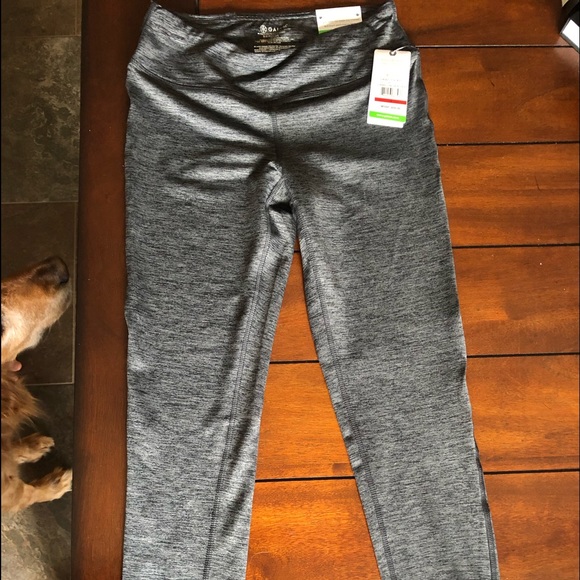 Gaiam The Om Fit yoga leggings - Picture 2 of 2